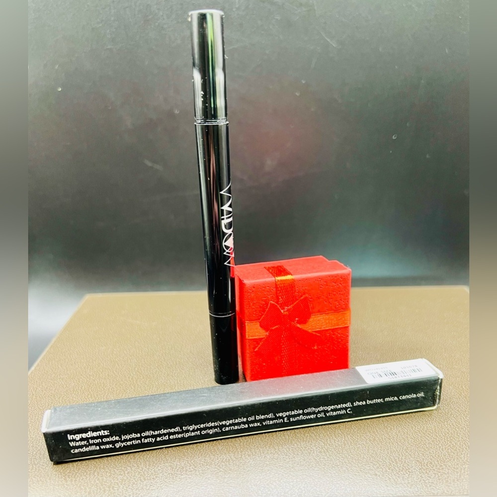 NIB Dolls Kill Widow Pentagram Stamp Eyeliner Dual Ended Pen in Black - Picture 3 of 6